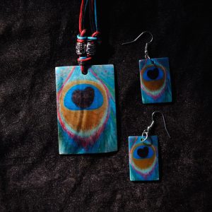 Square Peacock Feature Print Goa Shellcraft Necklace Sets